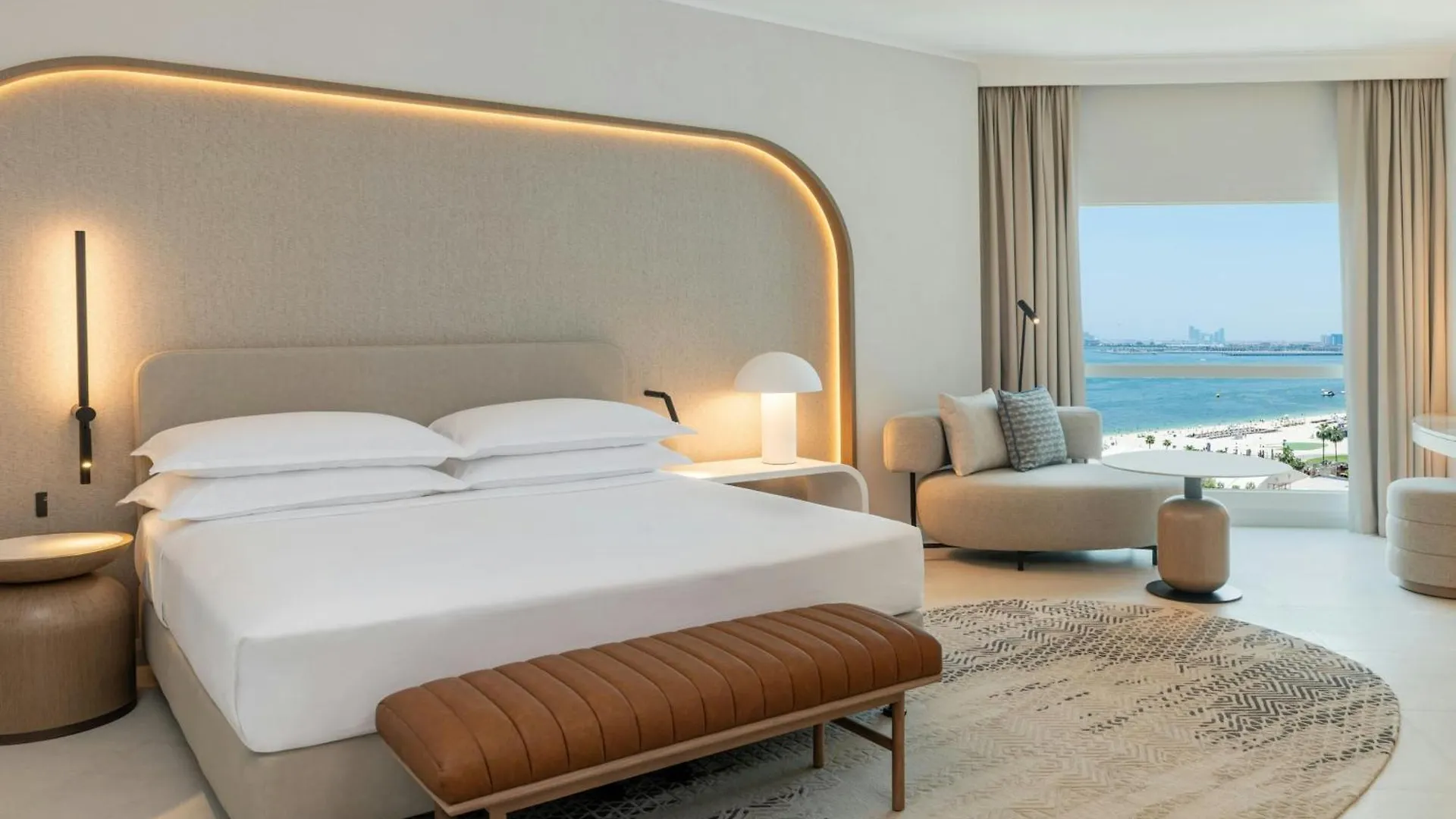 Sheraton Jumeirah Beach Resort Dubai 5*,