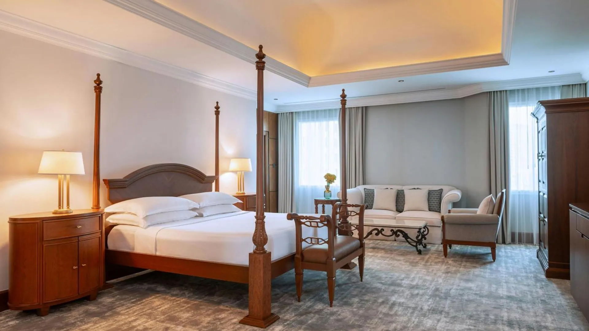 *****  Sheraton Jumeirah Beach Resort Dubaj Spojené arabské emiráty